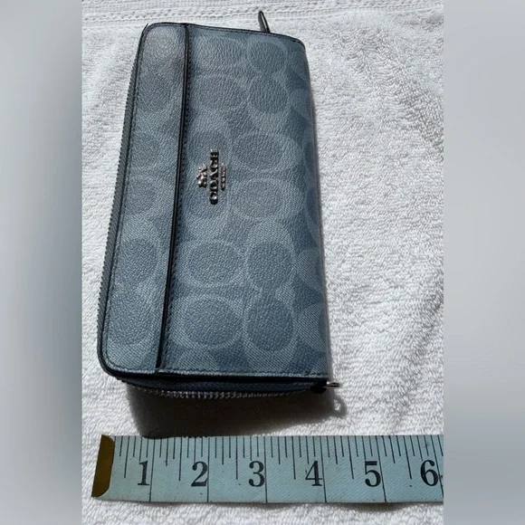 Coach Blue Zip-Around Leather Wallet with Silver Hardware - Picture 7 of 15